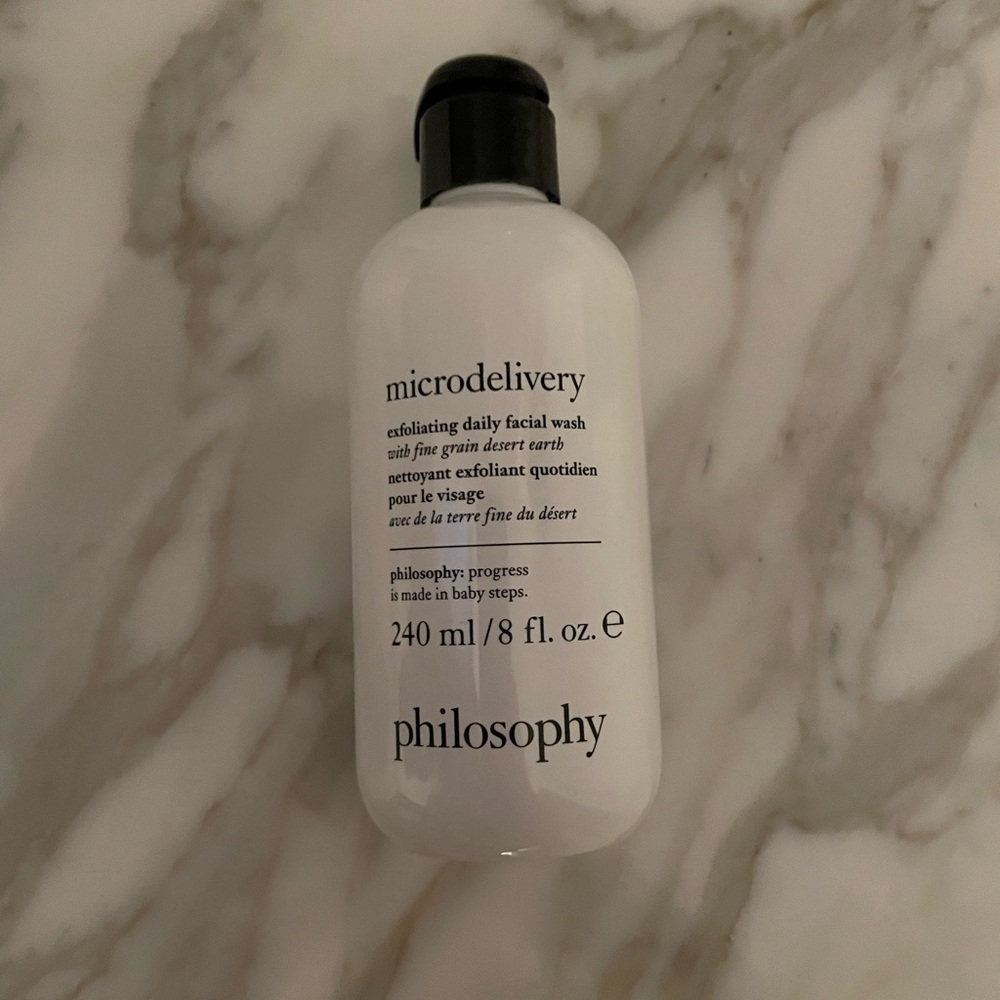 Philosophy Microdelivery Exfoliating Facial Wash - White